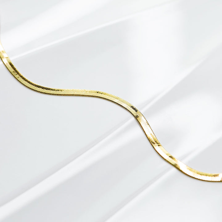 Gigi Herringbone Chain Bracelet