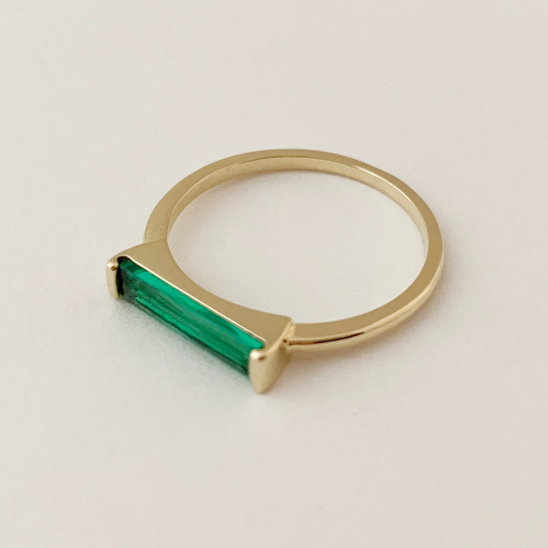 Lorena Baguette Ring (Spring Green)