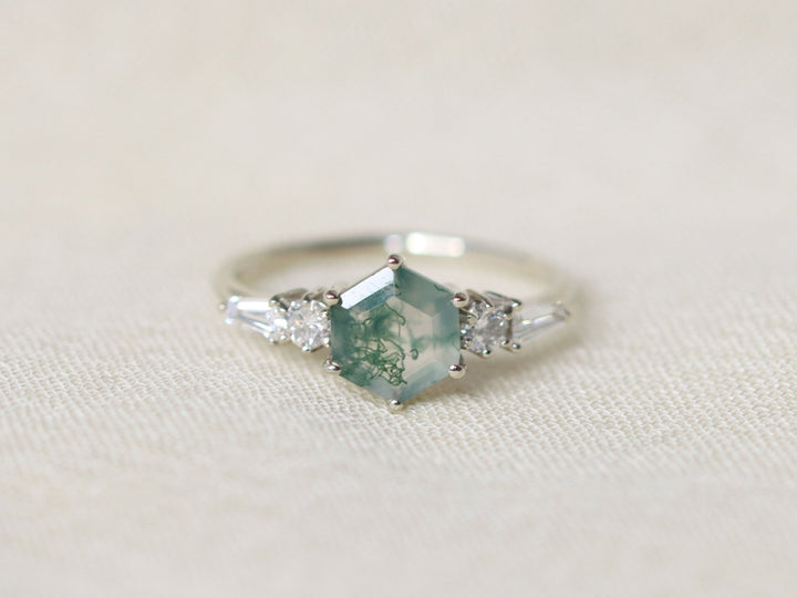 The Huntington Ring - Moss Agate