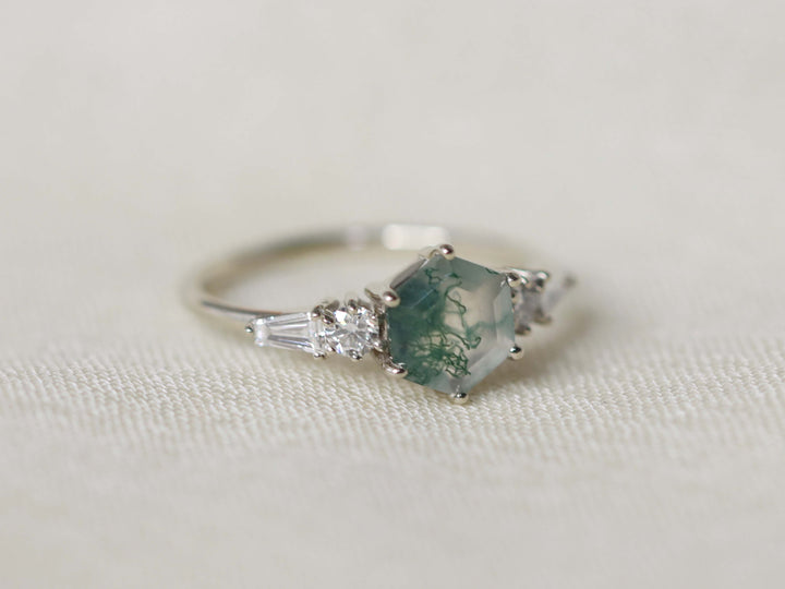 The Huntington Ring - Moss Agate
