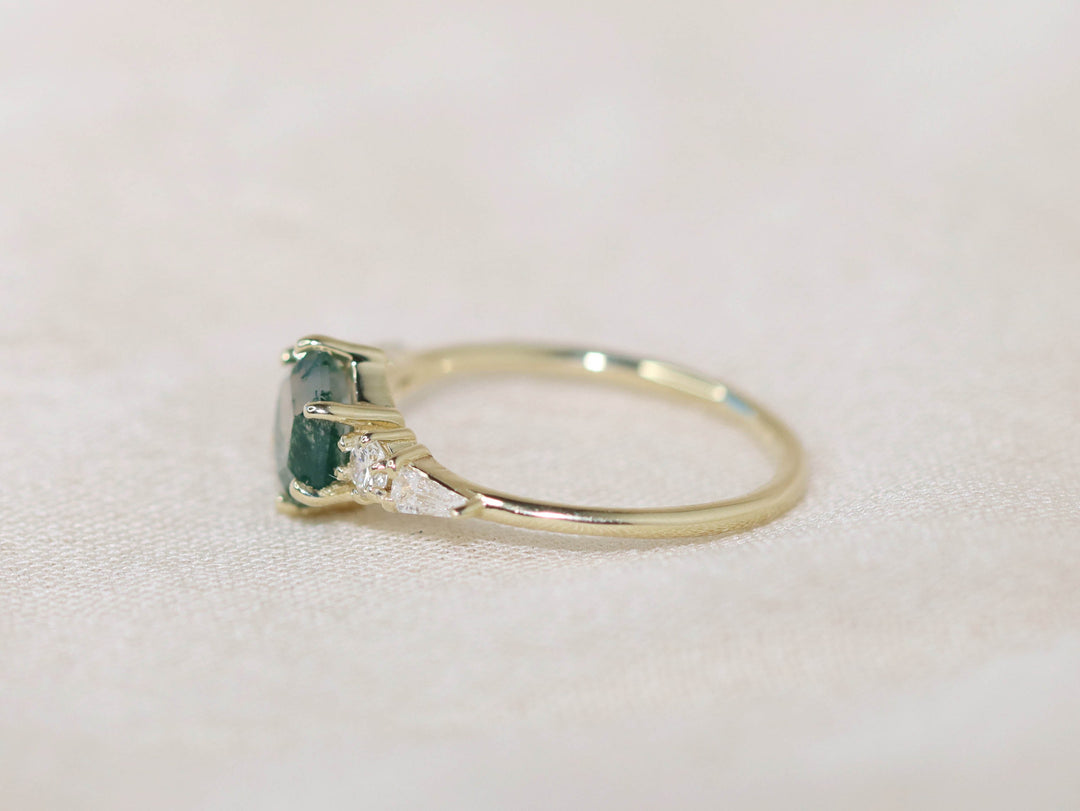 The Huntington Ring - Moss Agate