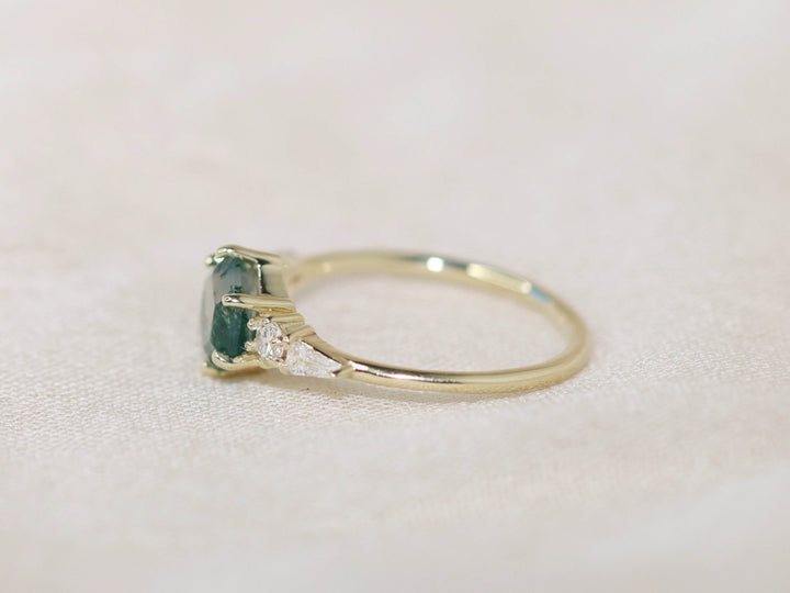 The Huntington Ring - Moss Agate