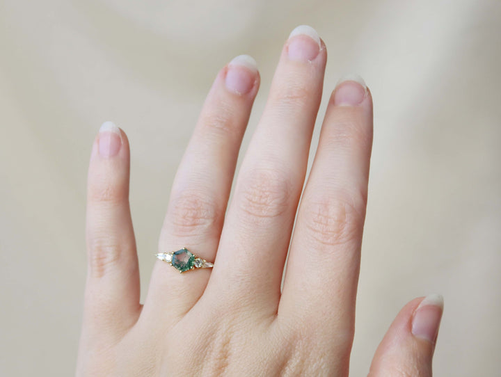 The Huntington Ring - Moss Agate