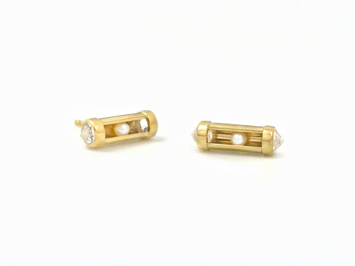 Pearl Pipeline Studs