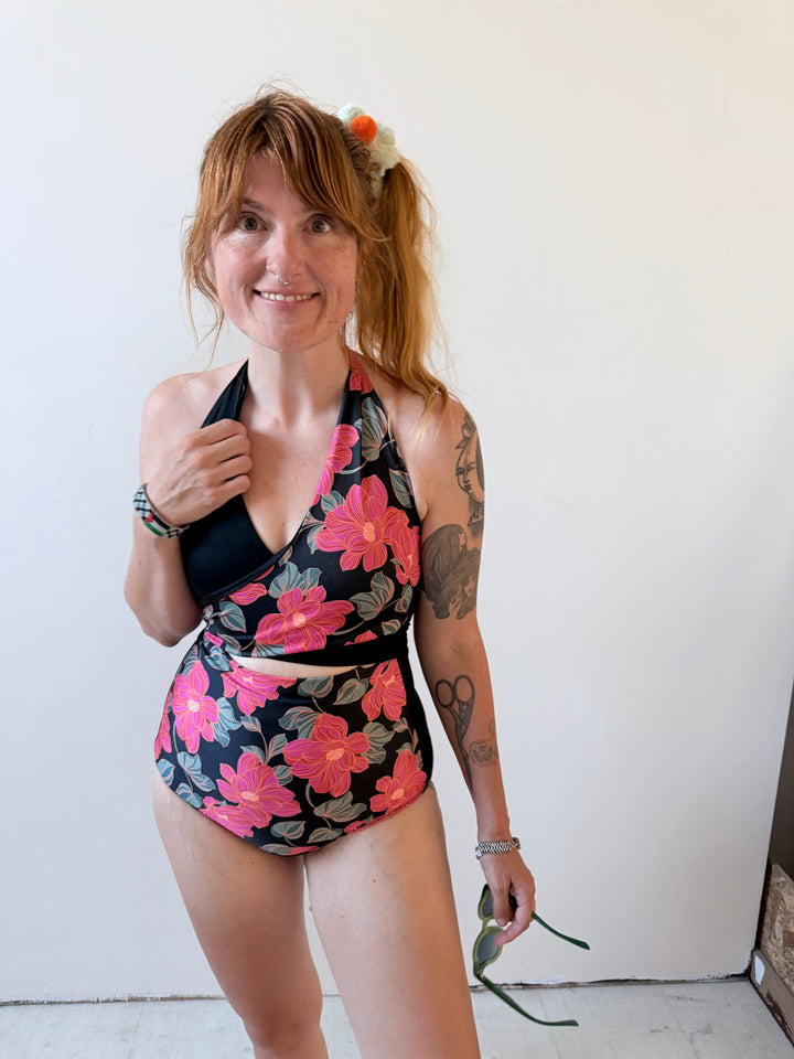 Selka Swimsuit in Dahlia Deadstock