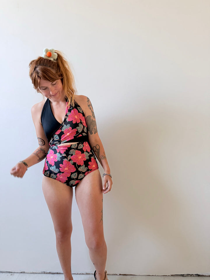 Selka Swimsuit in Dahlia Deadstock