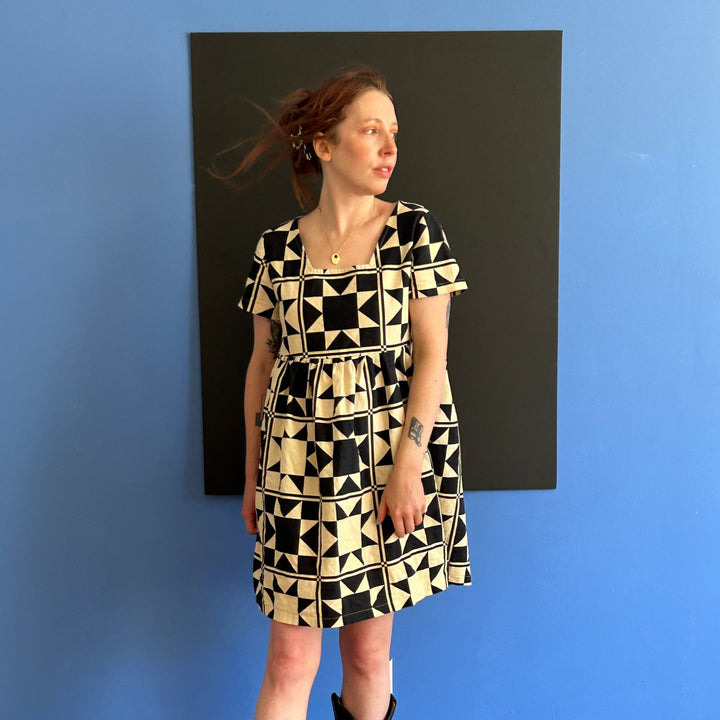 Billie Dress - Quilt Star