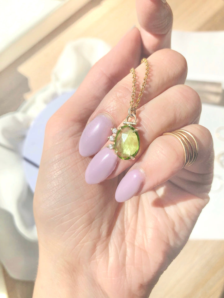 Peridot Rose Cut Necklace with Kinetic Hinge