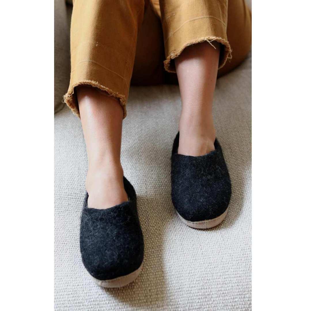 Womens Victoria Wool House Shoe