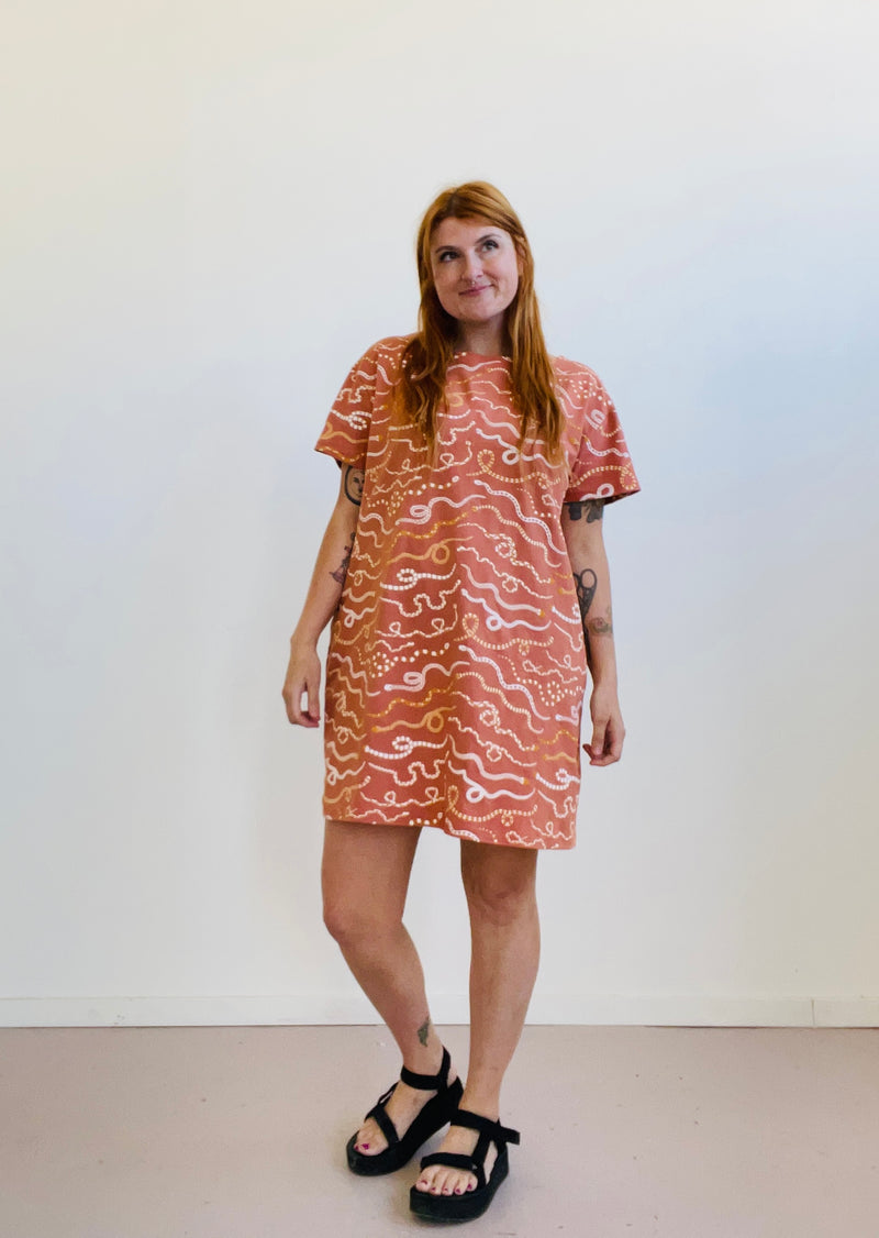 TOTALLY BESTIES Sammy T-Shirt Dress in Snakes