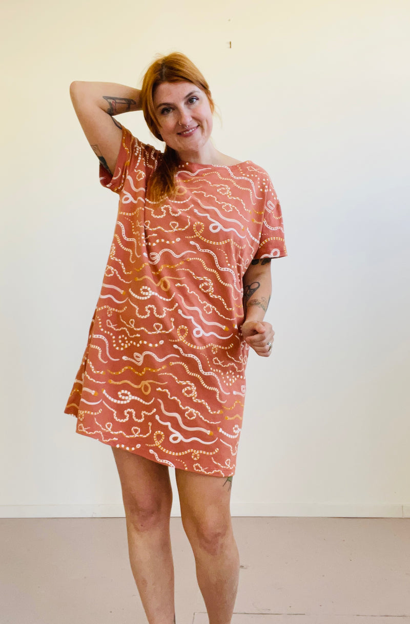 TOTALLY BESTIES Sammy T-Shirt Dress in Snakes