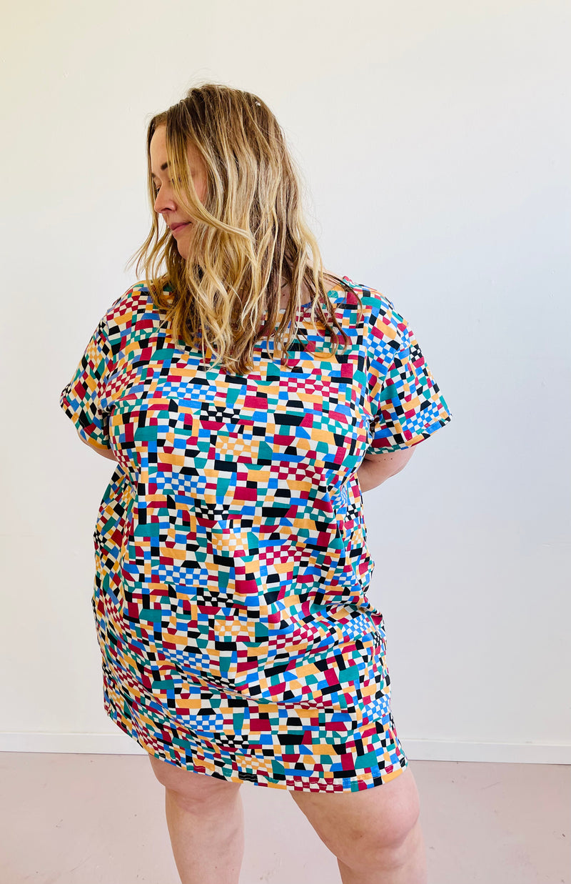 TOTALLY BESTIES Sammy T-Shirt Dress in Quilt