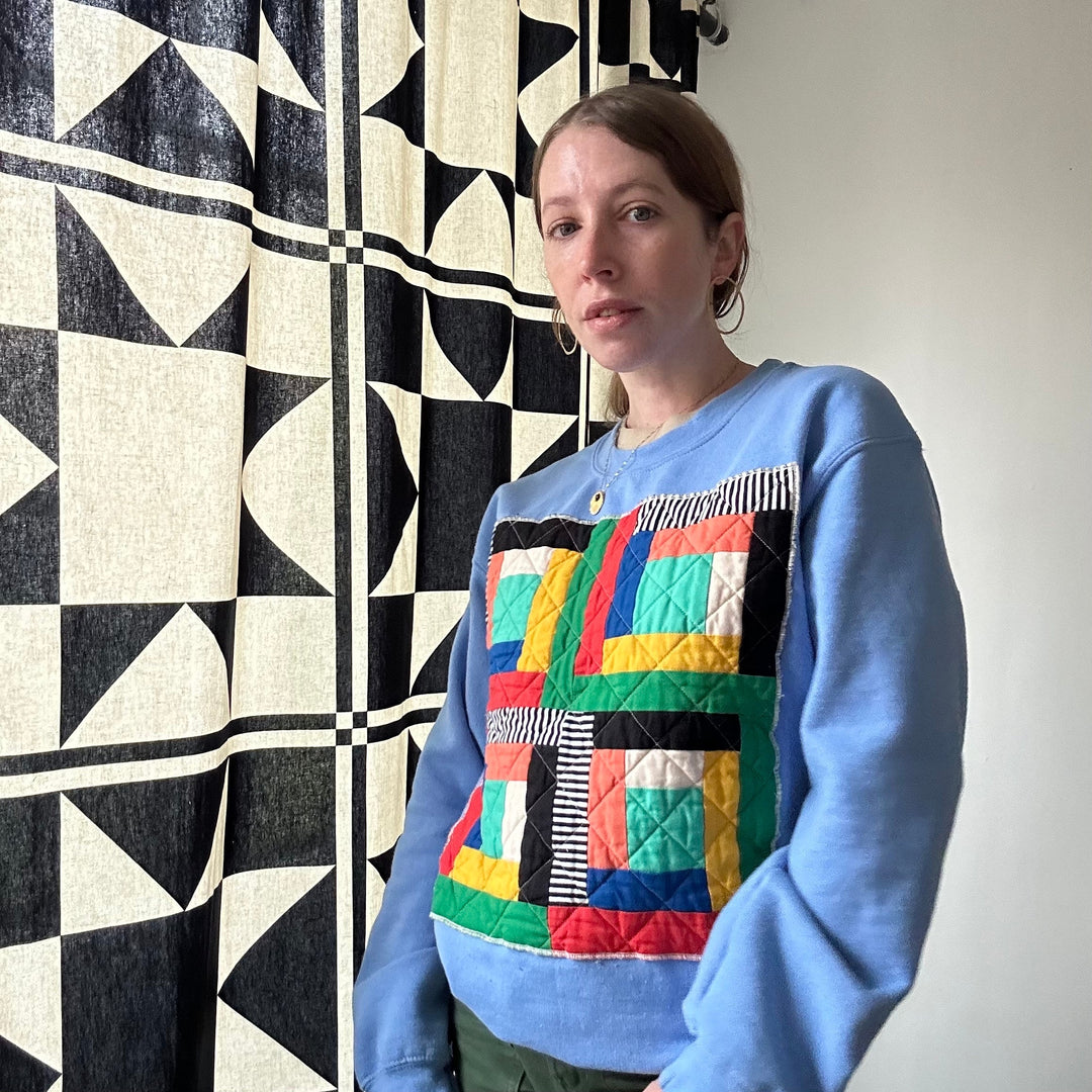 Sweatshirt - Log Cabin