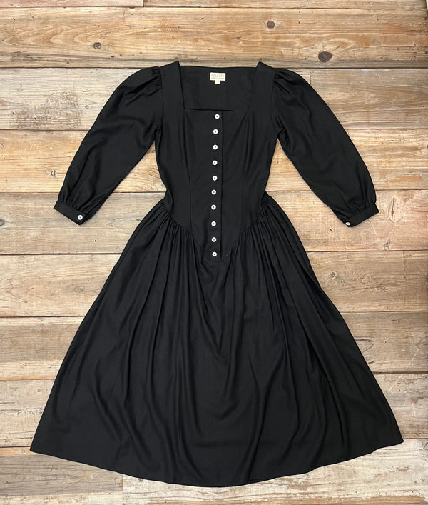 Prairie Dress in Black Linen