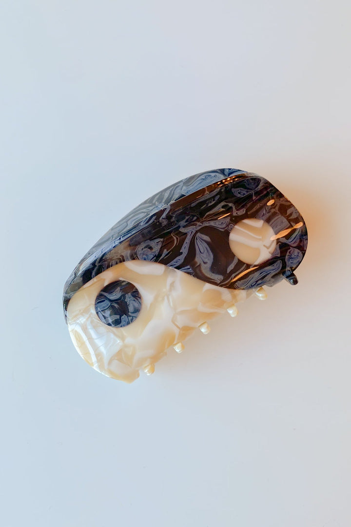 Yin Yang Hair Claw