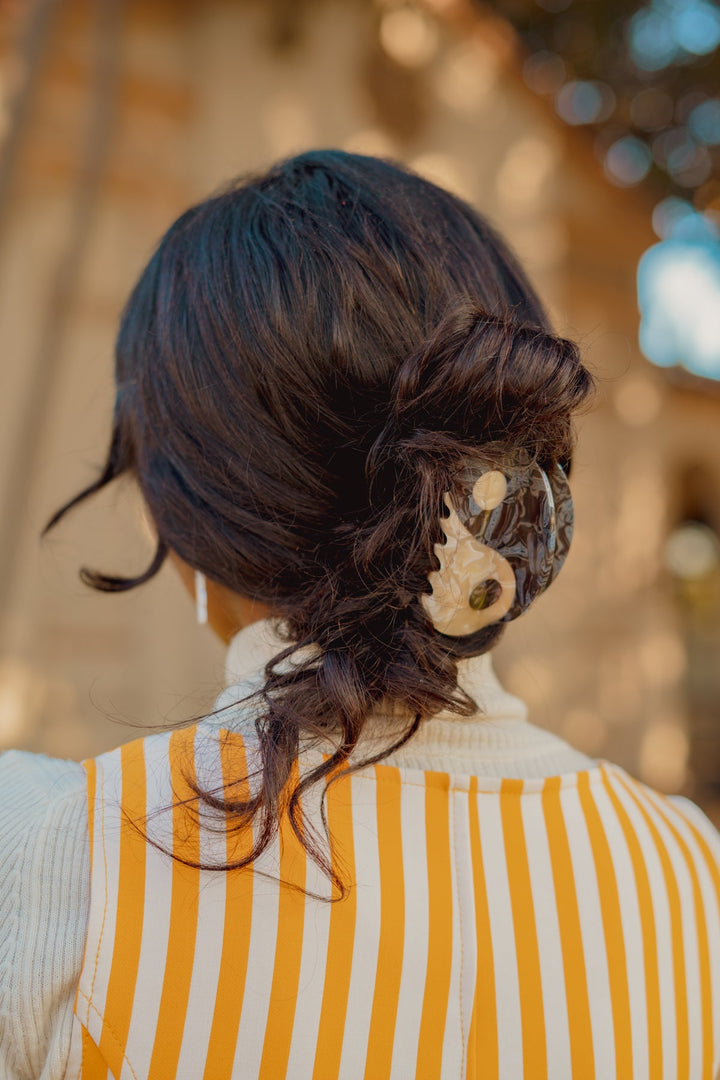 Yin Yang Hair Claw