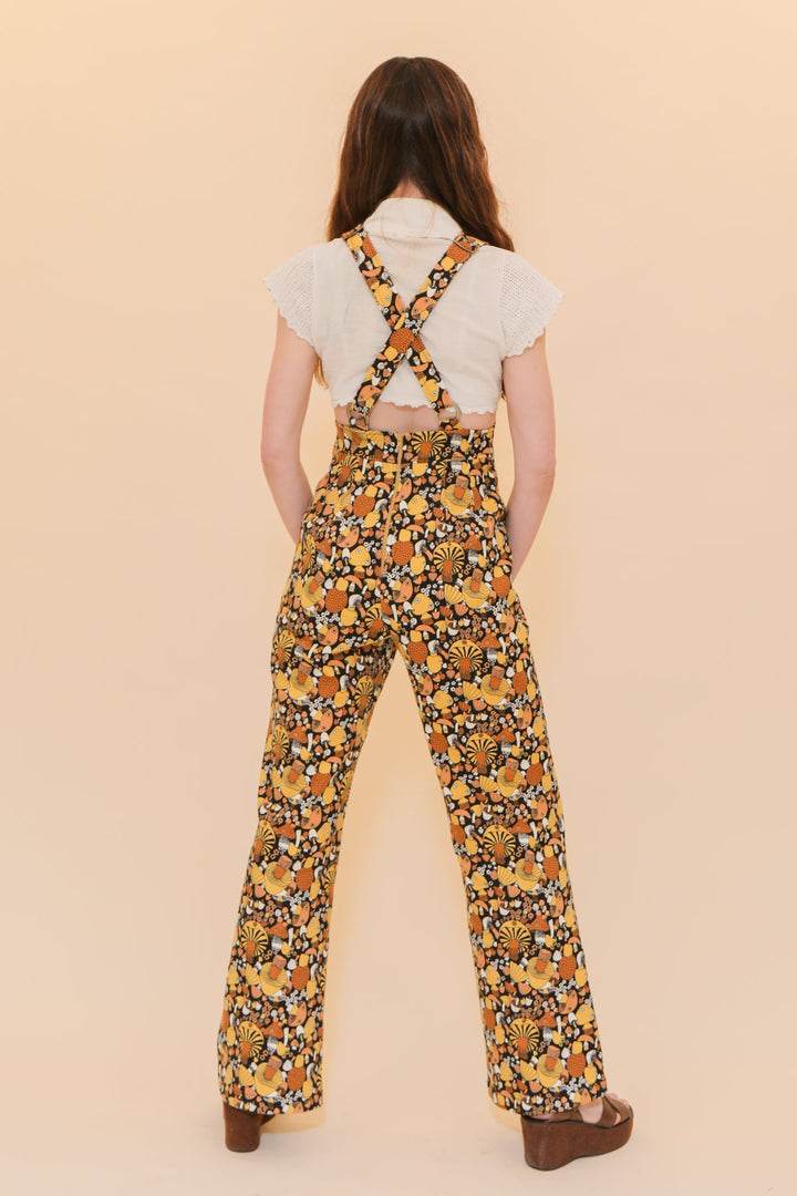 Jane Overall in Mushroom