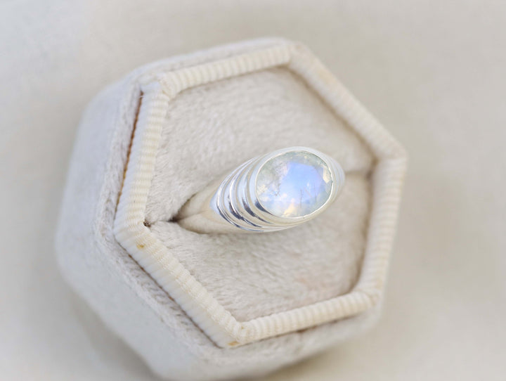 Pond Ring - Moonstone