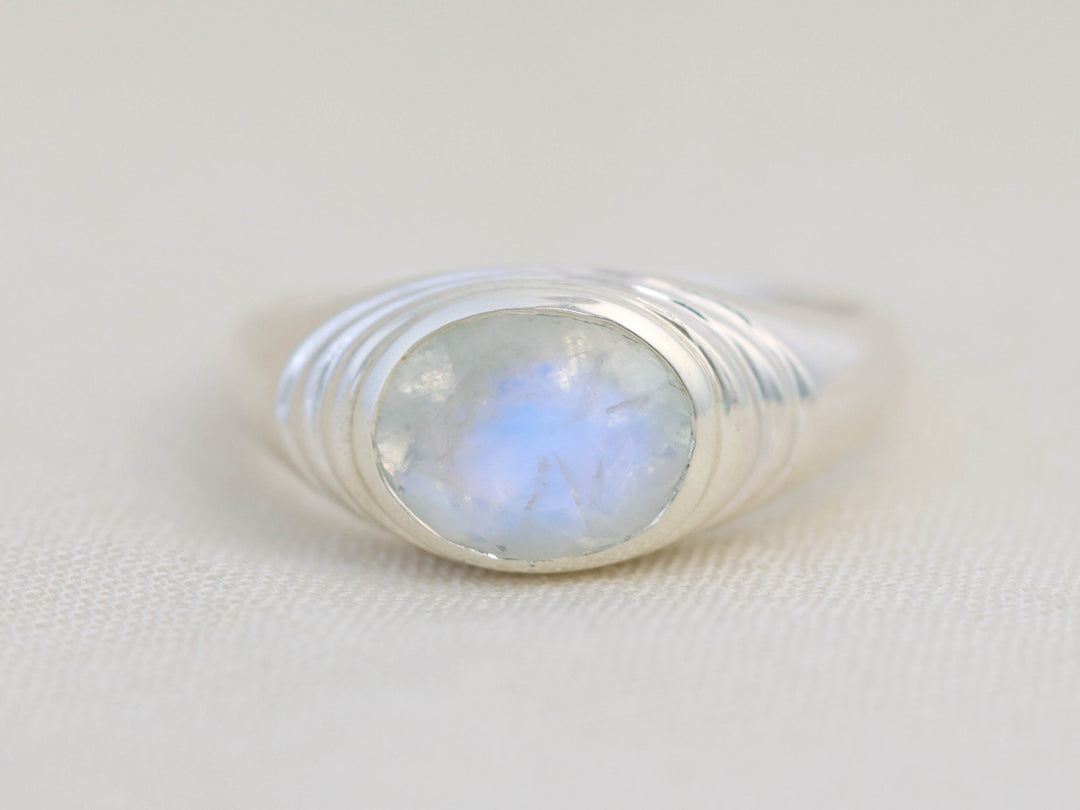 Pond Ring - Moonstone