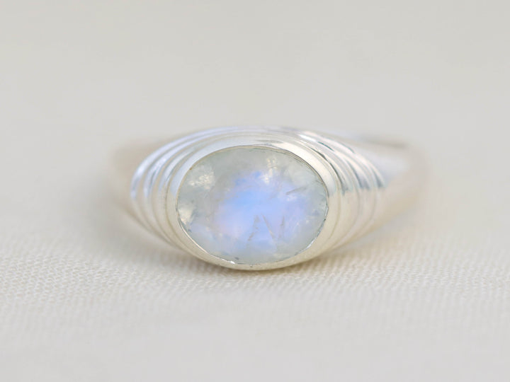 Pond Ring - Moonstone