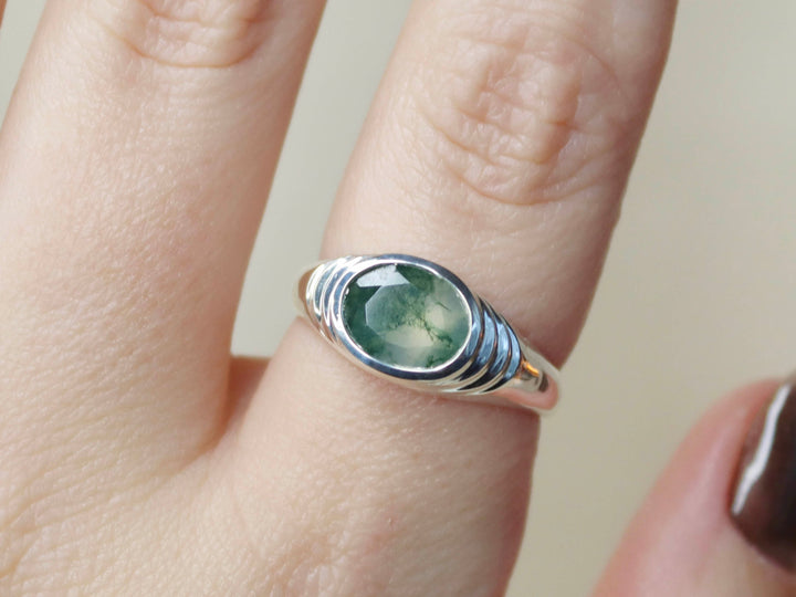Pond Ring - Moss Agate