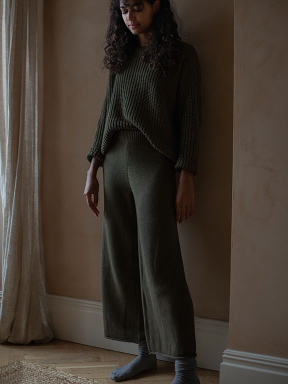 The Wide Leg Knit Trouser Women's - Olive