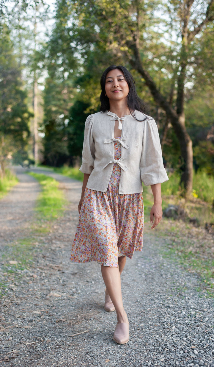 Poet Top in 100% Sand Linen