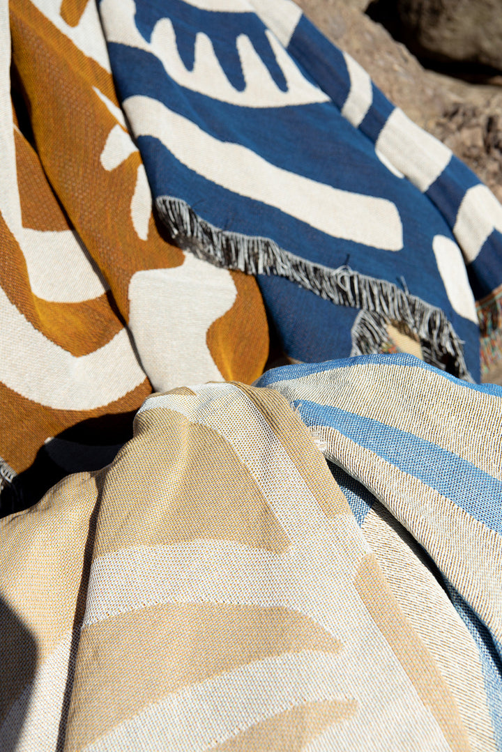 Horizon Heritage Woven Throw - Ocean