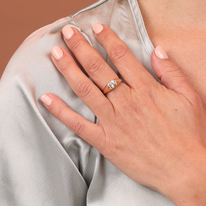 White Sapphire Ring, 5