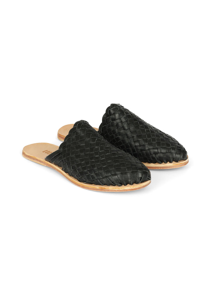 HAND WOVEN LEATHER SLIDES // BLACK