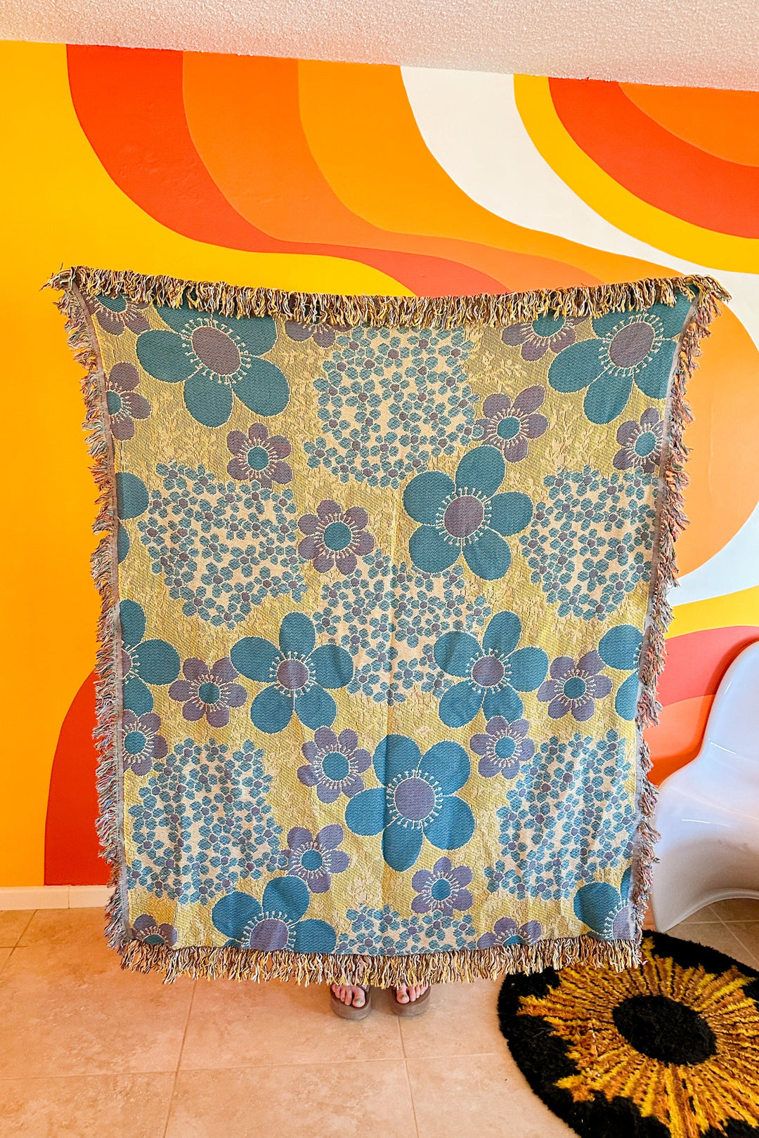 Daffodil Woven Throw Blanket