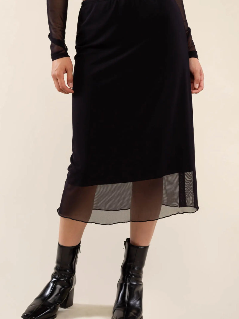 Bess Mesh Skirt (plus size only!)
