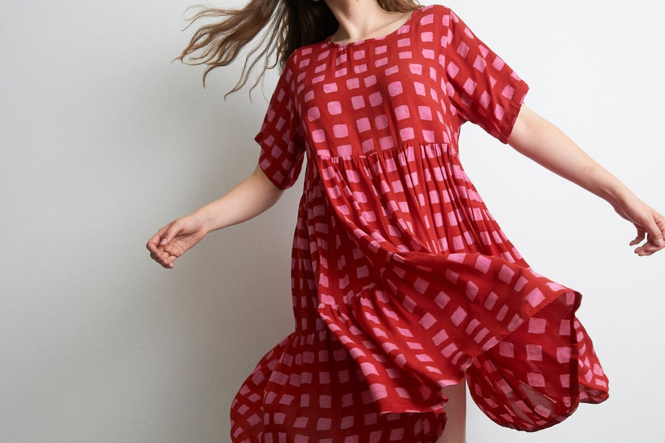 Layer Dress - Queen Me