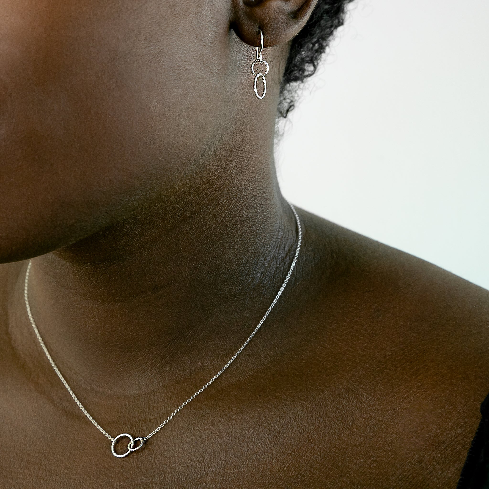 Linked ring necklace 2025