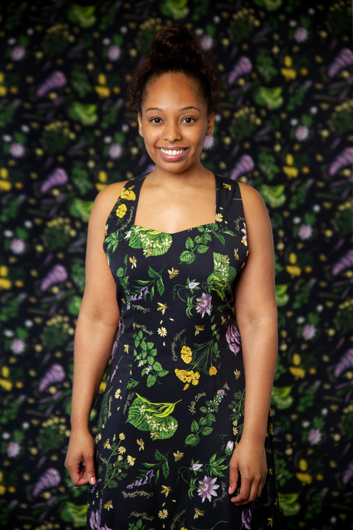 Iris Dress in Ecovero Nervine