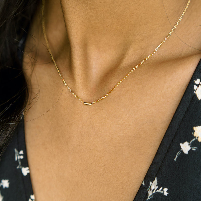 Tiny Dash Pipe Bar Necklace