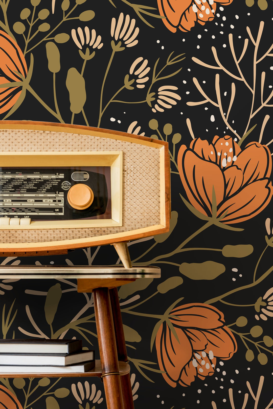 Boho Floral Wallpaper with Stylized Blooms in Orange, Green, and Black - D153