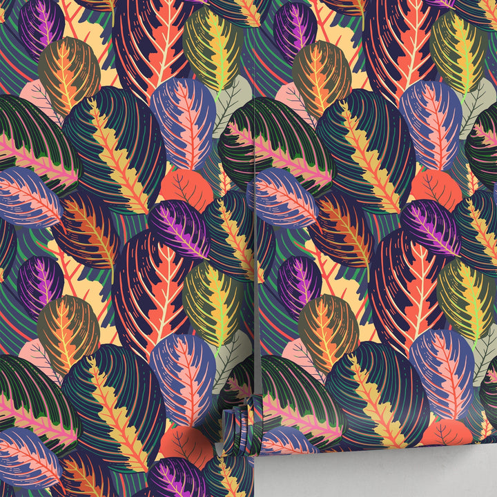 Botanical Wallpaper Featuring Stylized Tropical Leaves in Blue, Orange, and Purple - A796