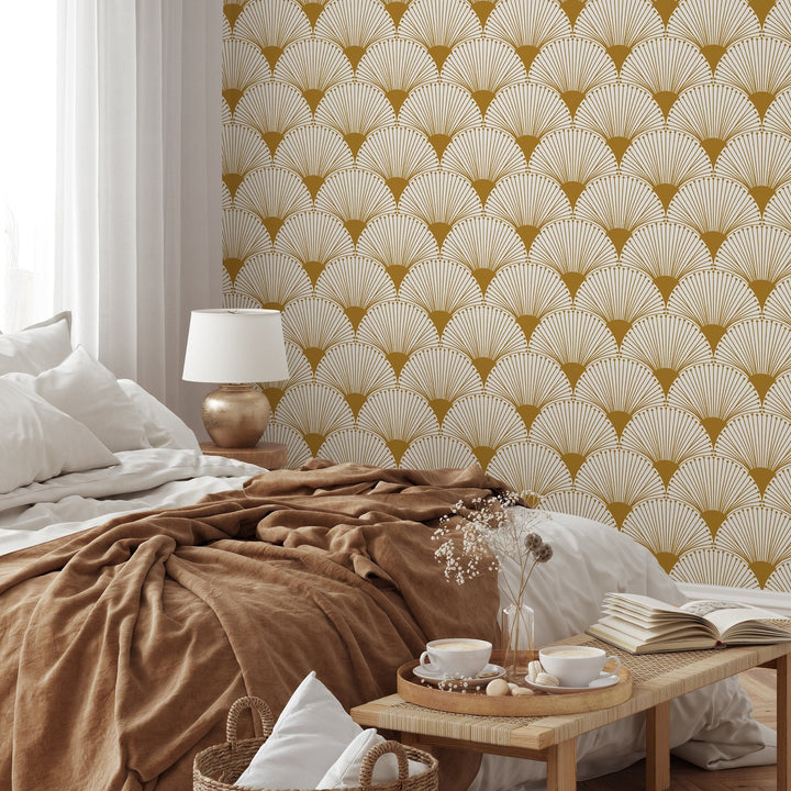 Art Deco Wallpaper with a Geometric Fan Motif in Gold - B937