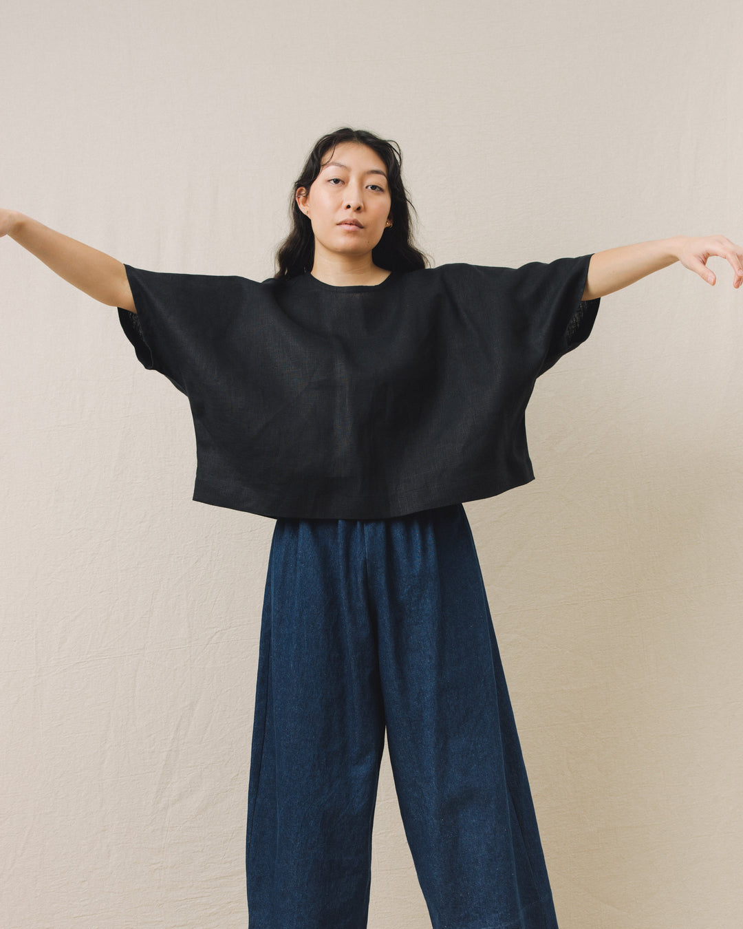 Super Wide Crop Top In Black Linen
