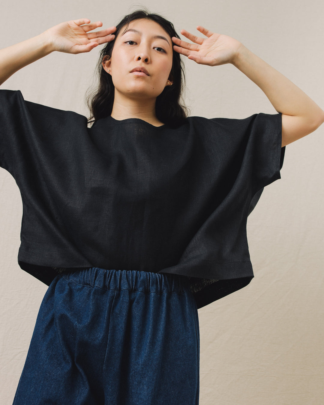 Super Wide Crop Top In Black Linen