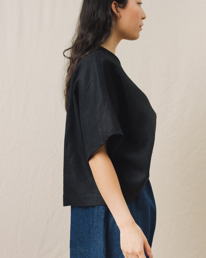 Super Wide Crop Top In Black Linen