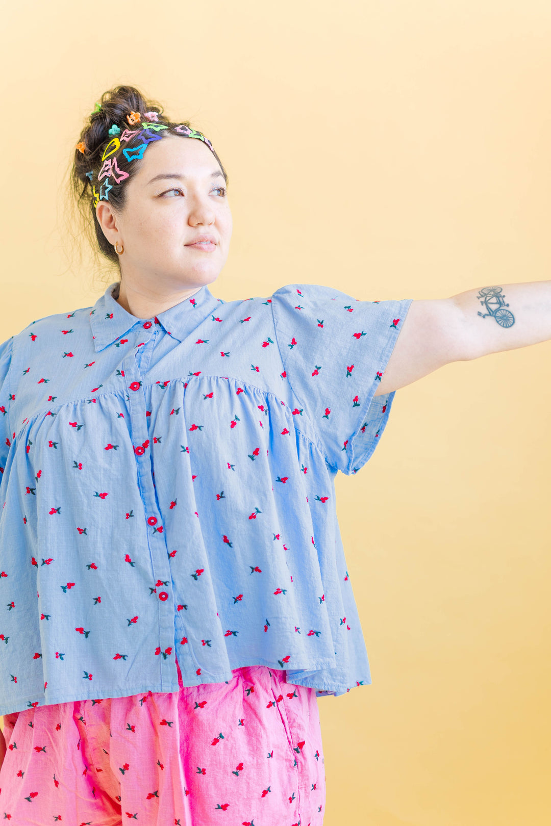 Button Mushroom Top in Cornflower Cherry Cotton