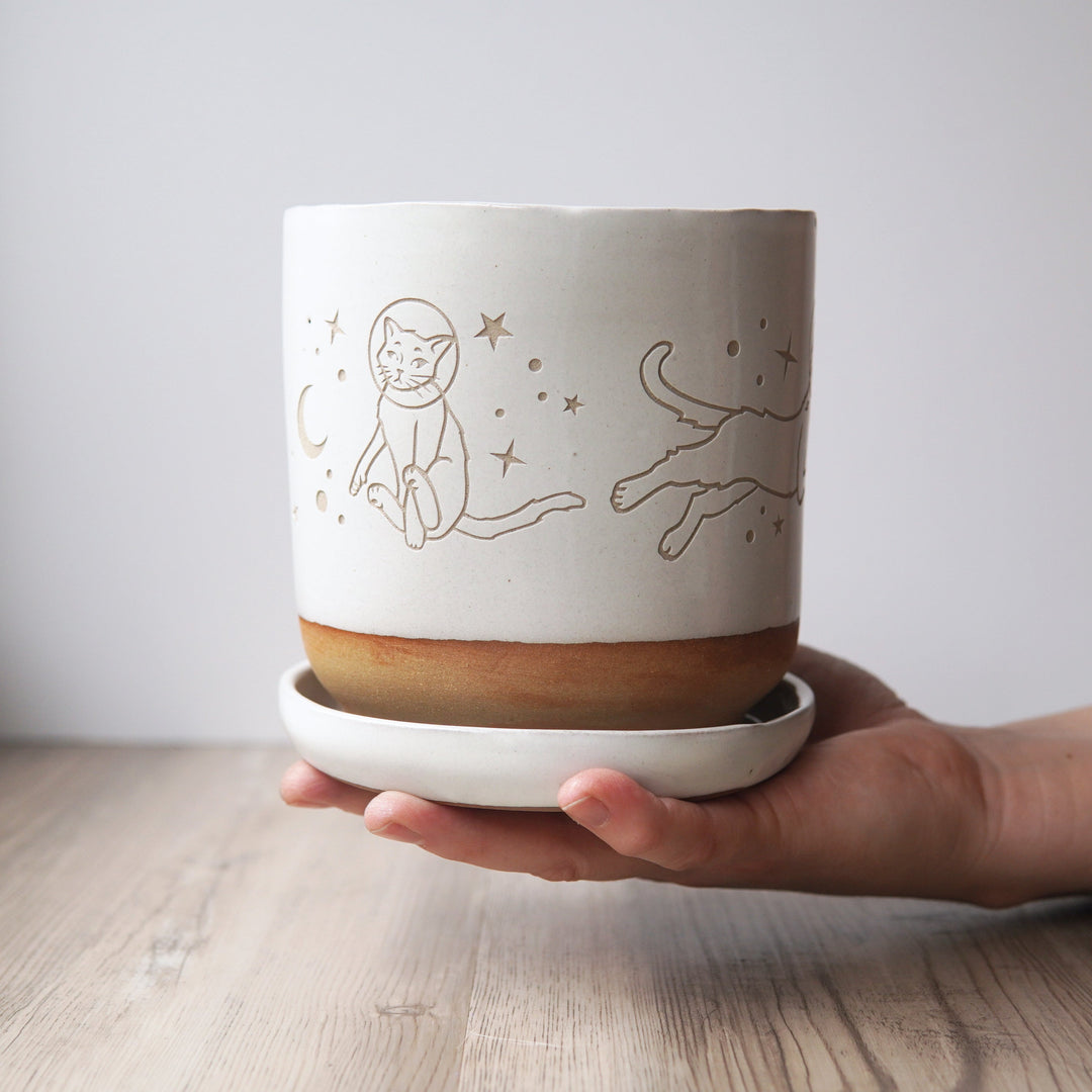 Space Cats Farmhouse Planter with Saucer