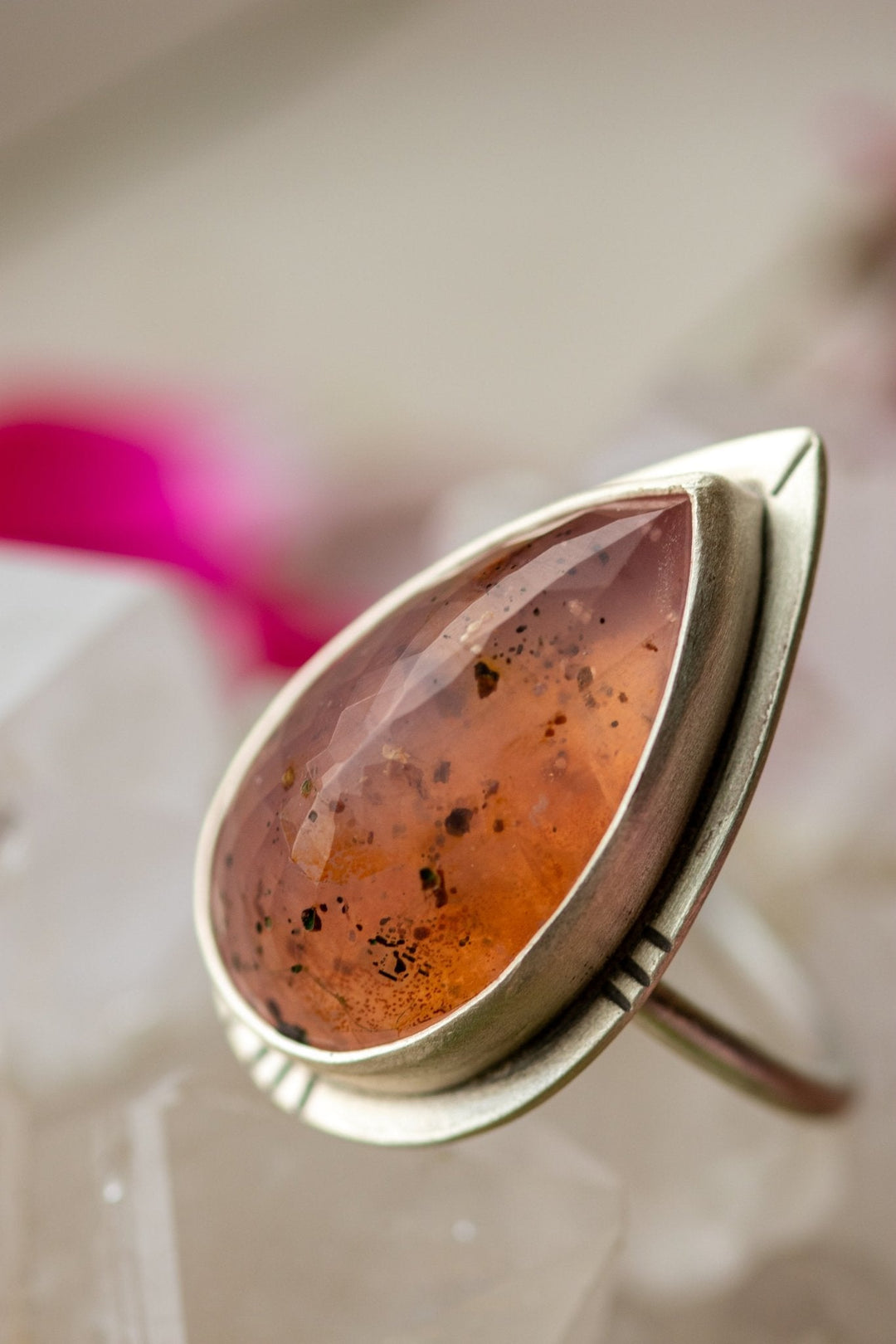 PRECIOUS ROSE QUARTZ RING