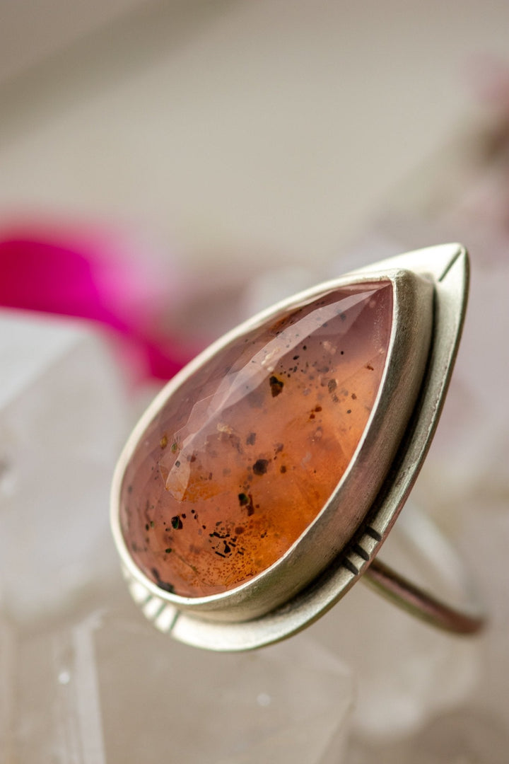 PRECIOUS ROSE QUARTZ RING