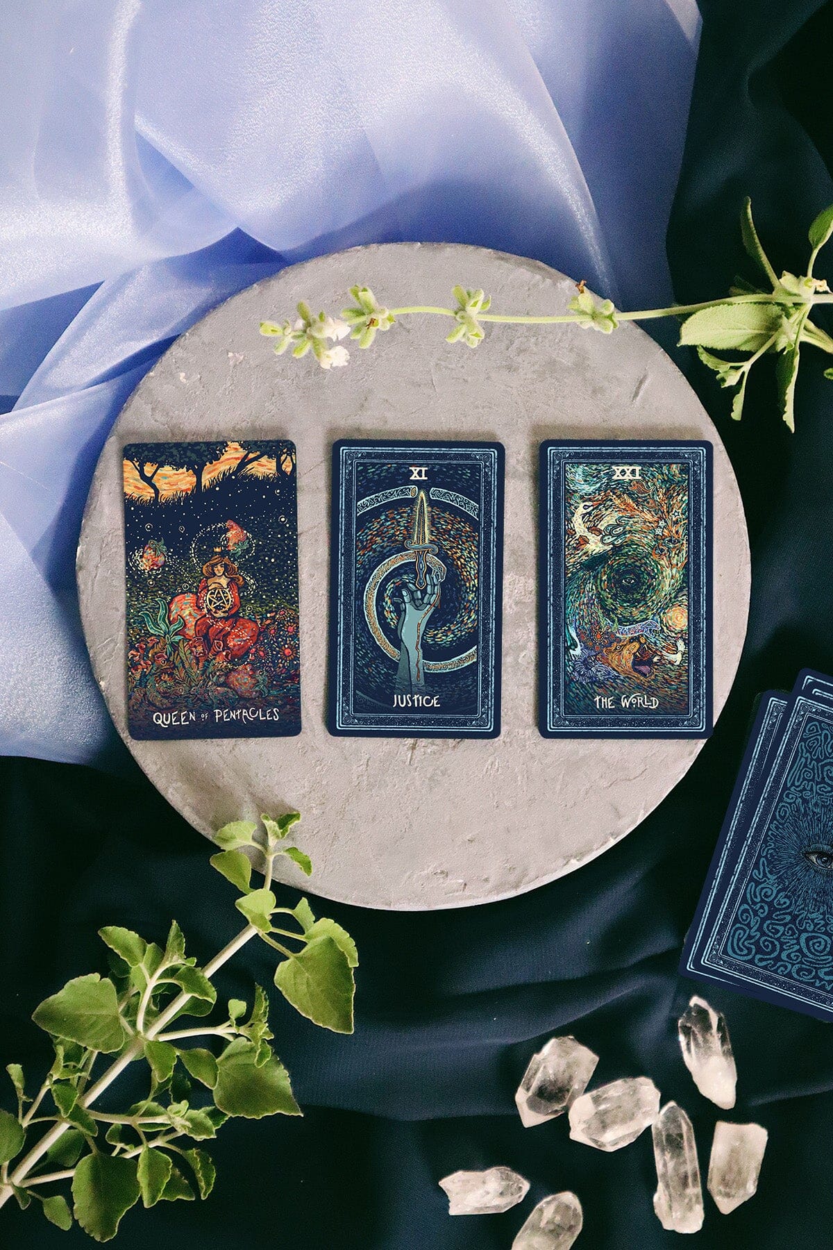 Prisma Visions Tarot – Altar PDX