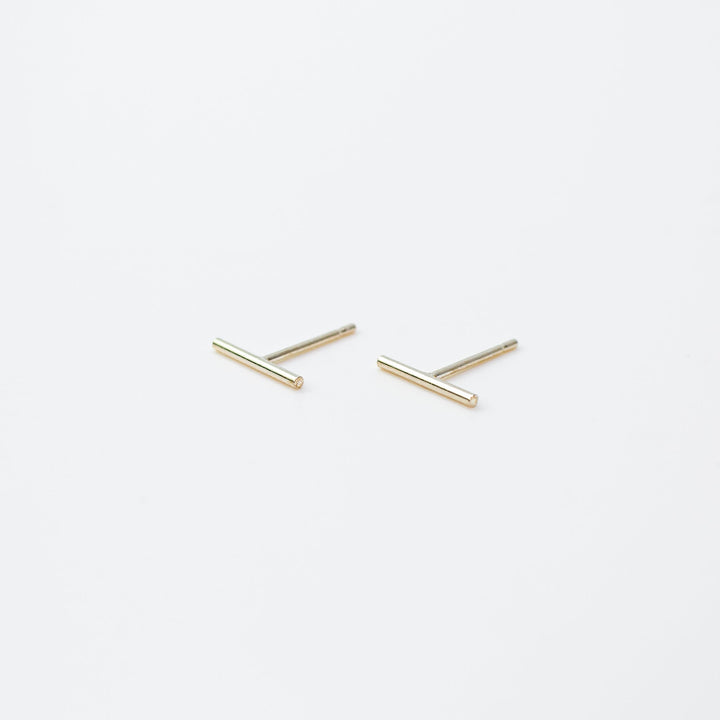 Shiny Bar Studs