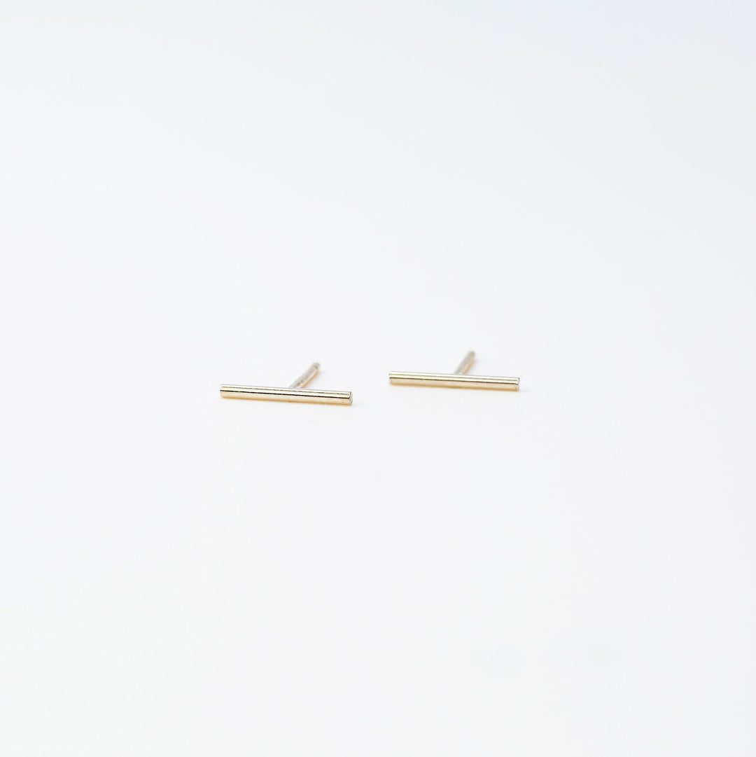 Shiny Bar Studs