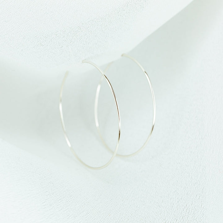 Weightless Small Hoops